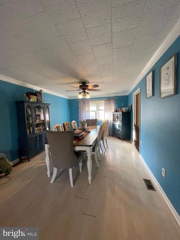 150 N SMITH TER, Clementon, NJ 08021