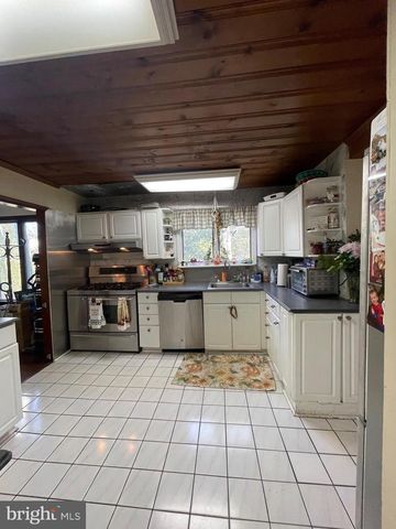 150 N SMITH TER, Clementon, NJ 08021