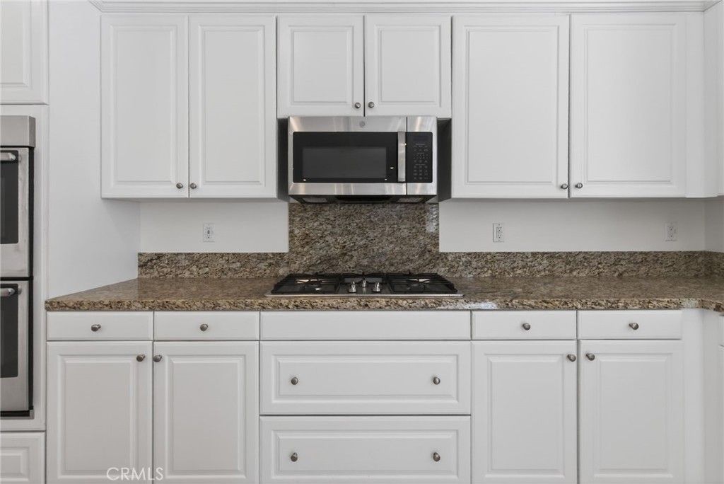 Image 18 of property listing at 19435 Fortunello Avenue, Riverside, CA 92508