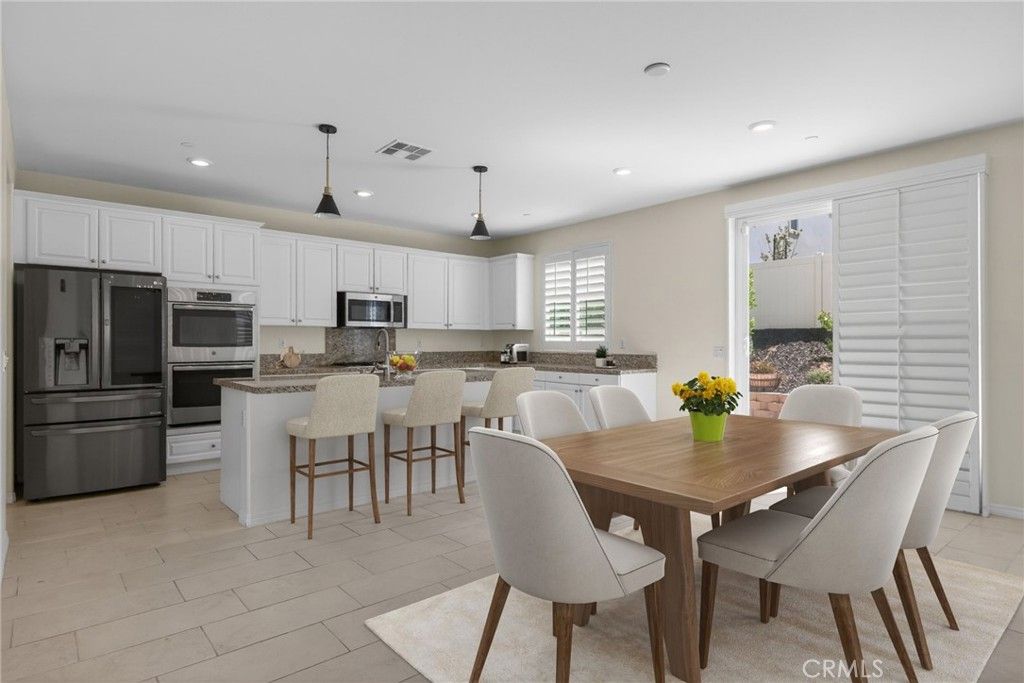 Image 20 of property listing at 19435 Fortunello Avenue, Riverside, CA 92508