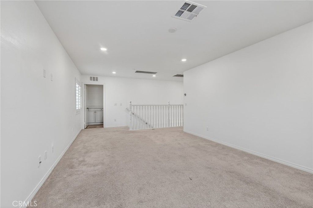 Image 30 of property listing at 19435 Fortunello Avenue, Riverside, CA 92508