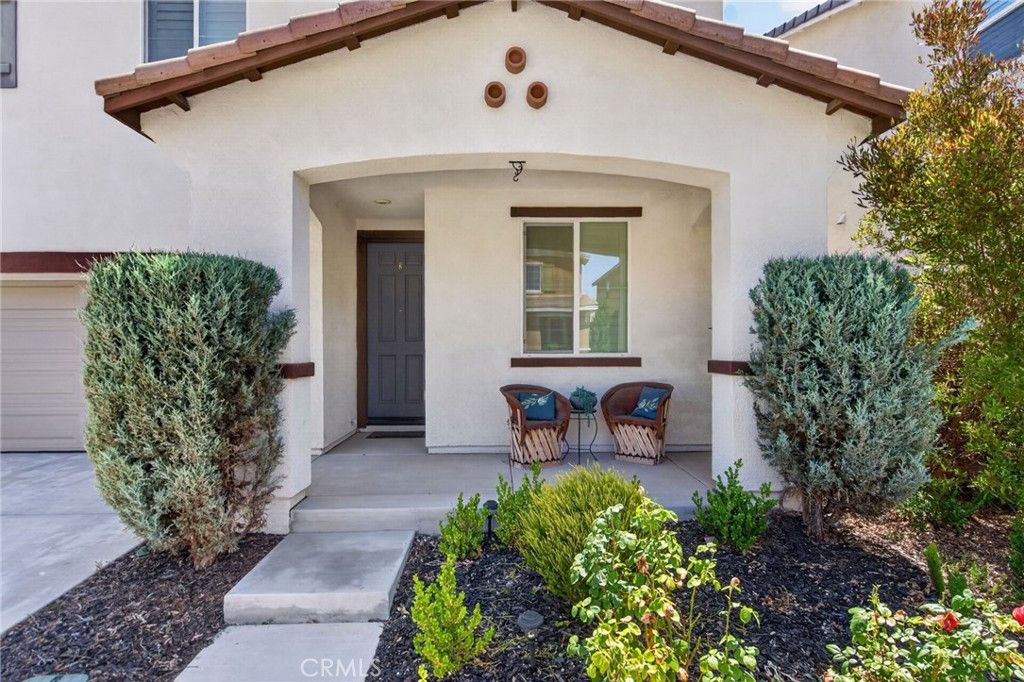 Image 4 of property listing at 19435 Fortunello Avenue, Riverside, CA 92508