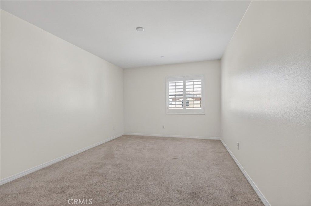 Image 41 of property listing at 19435 Fortunello Avenue, Riverside, CA 92508