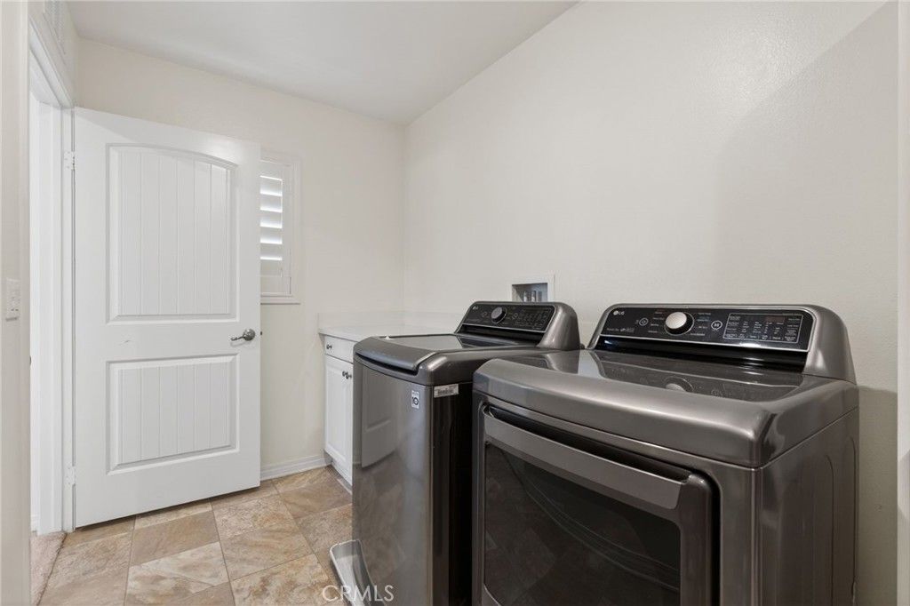 Image 45 of property listing at 19435 Fortunello Avenue, Riverside, CA 92508