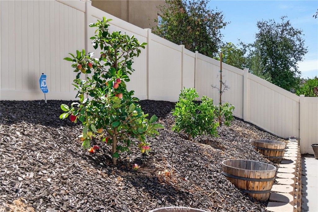 Image 47 of property listing at 19435 Fortunello Avenue, Riverside, CA 92508