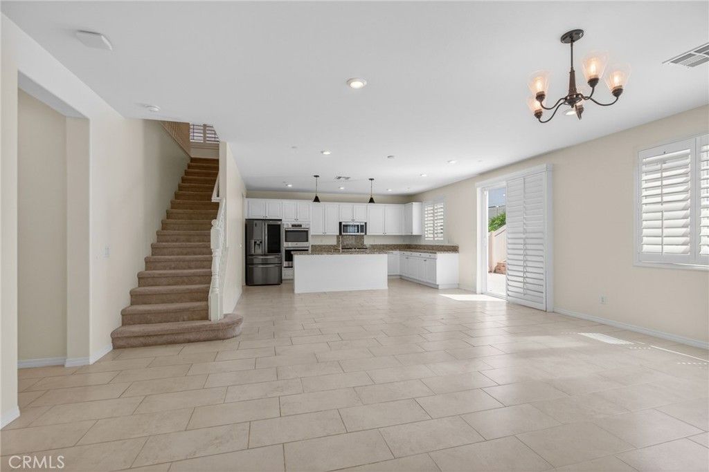 Image 9 of property listing at 19435 Fortunello Avenue, Riverside, CA 92508