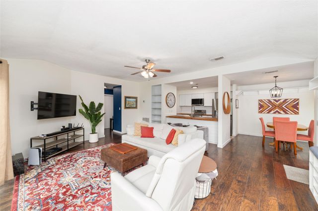 10819 Berry Tree Drive, Houston, TX 77064