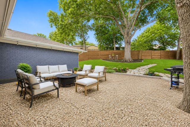 1612 Camero Drive, Carrollton, TX 75006