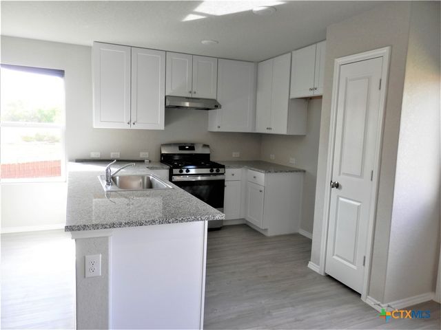 570 Blue Stem Road, New Braunfels, TX 78130