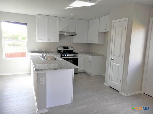 570 Blue Stem Road, New Braunfels, TX 78130