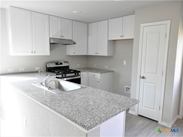 570 Blue Stem Road, New Braunfels, TX 78130