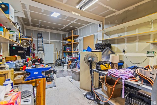 91 W 100 S, Central Valley, UT 84754