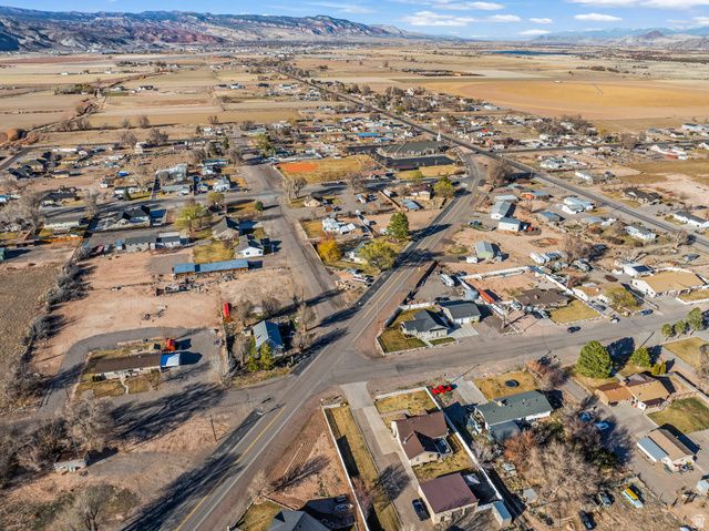 91 W 100 S, Central Valley, UT 84754