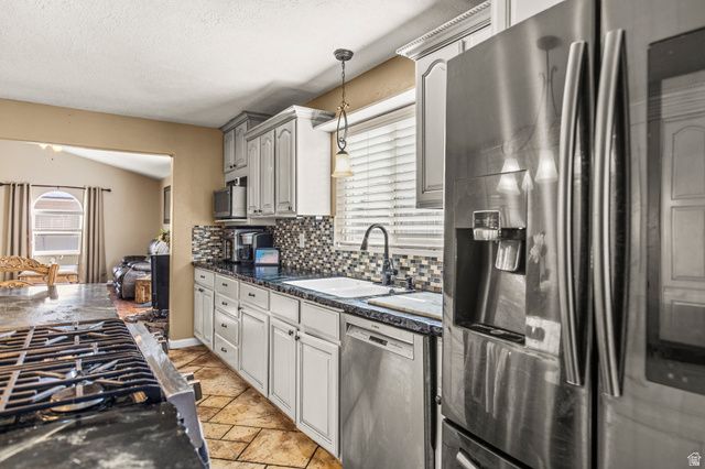 91 W 100 S, Central Valley, UT 84754