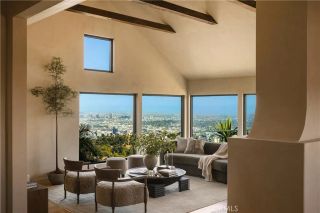 2890 Las Alturas Street, Los Angeles, CA 90068