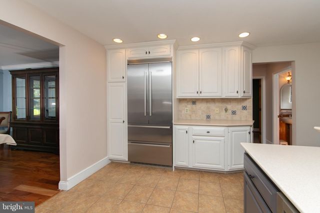 10 CHIPLEY RUN, Voorhees, NJ 08043