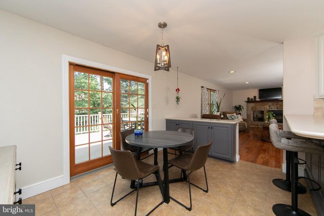 10 CHIPLEY RUN, Voorhees, NJ 08043