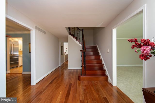 10 CHIPLEY RUN, Voorhees, NJ 08043