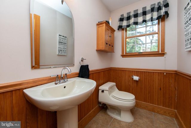 10 CHIPLEY RUN, Voorhees, NJ 08043