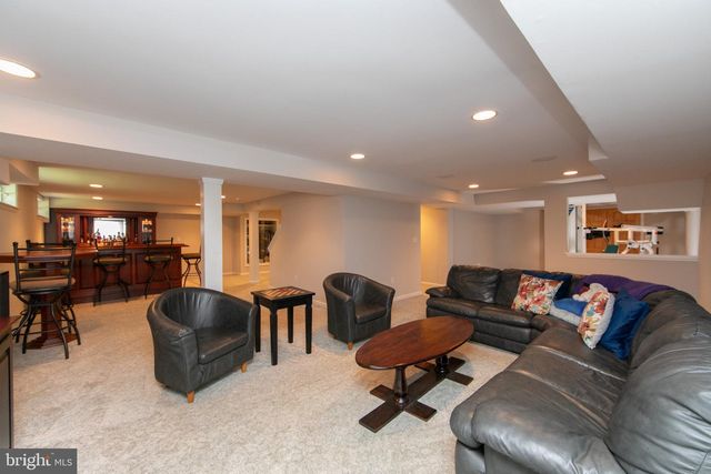 10 CHIPLEY RUN, Voorhees, NJ 08043