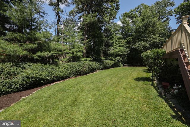 10 CHIPLEY RUN, Voorhees, NJ 08043