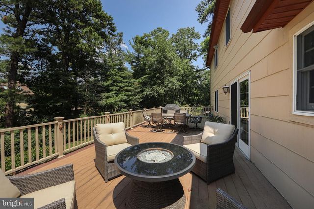 10 CHIPLEY RUN, Voorhees, NJ 08043