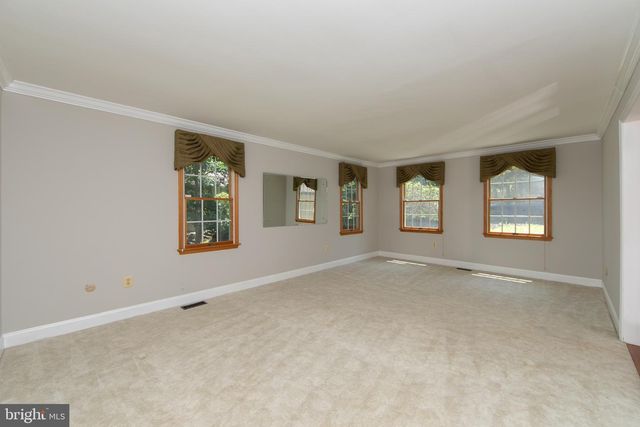 10 CHIPLEY RUN, Voorhees, NJ 08043
