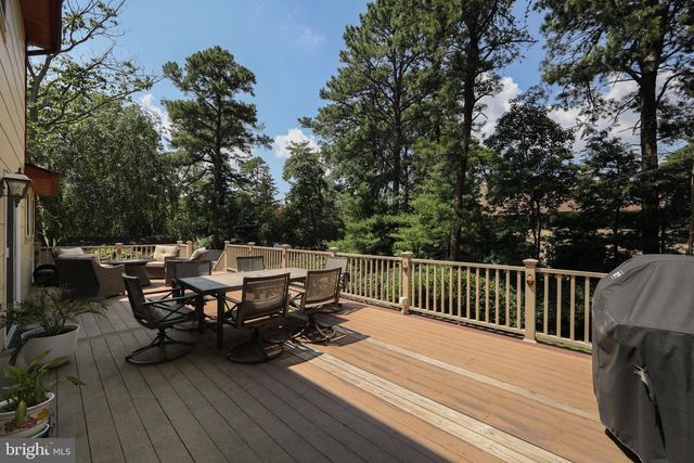 10 CHIPLEY RUN, Voorhees, NJ 08043