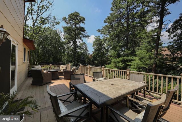 10 CHIPLEY RUN, Voorhees, NJ 08043