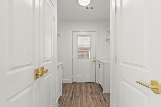 126 Daisy Street, Lake Jackson, TX 77566