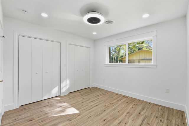 126 Daisy Street, Lake Jackson, TX 77566