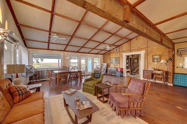 134 White Pearl Rd, Hunt, TX 78024