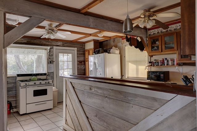 134 White Pearl Rd, Hunt, TX 78024