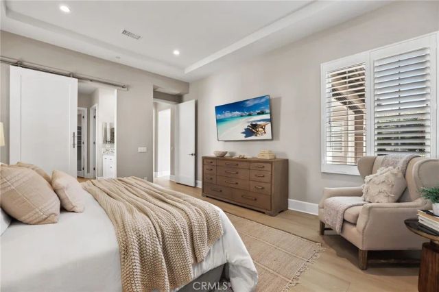130 Donati, Irvine, CA 92602