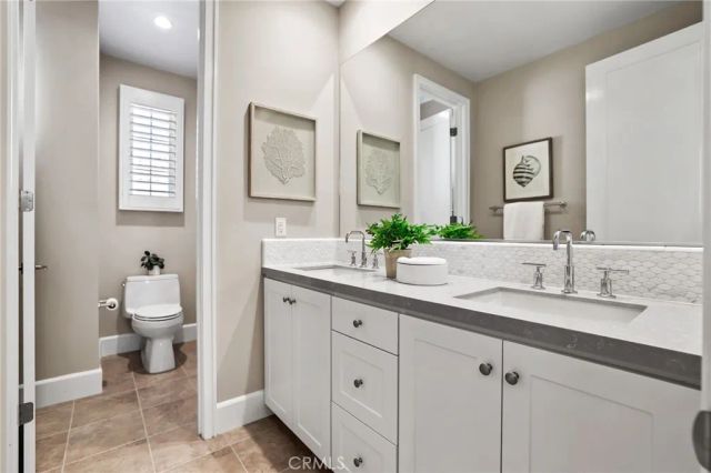130 Donati, Irvine, CA 92602