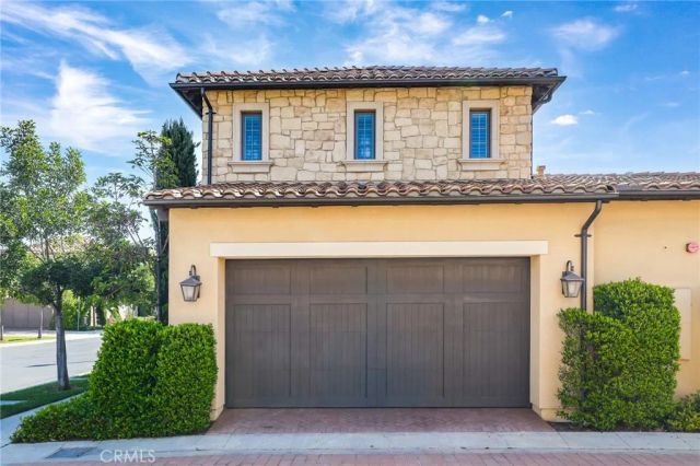 130 Donati, Irvine, CA 92602