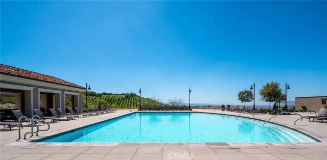 130 Donati, Irvine, CA 92602