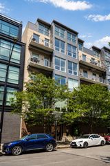 16 N Carpenter Street 4N, Chicago, IL 60607