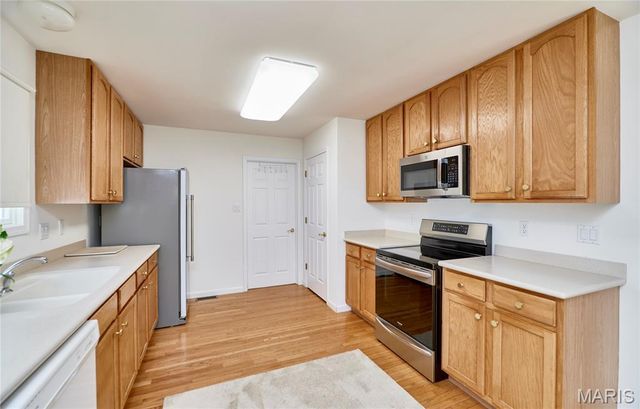556 Boulder River Drive, St Charles, MO 63368