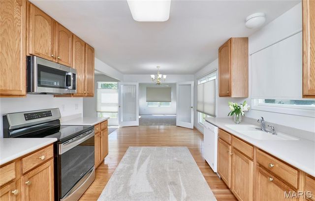 556 Boulder River Drive, St Charles, MO 63368