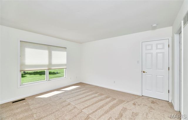 556 Boulder River Drive, St Charles, MO 63368