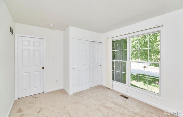 556 Boulder River Drive, St Charles, MO 63368