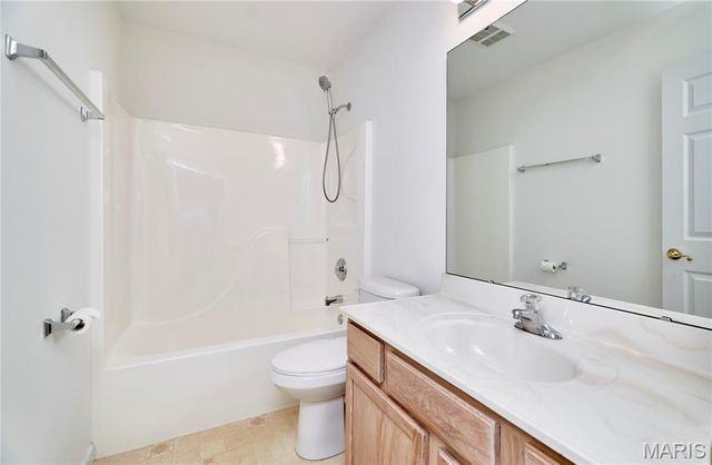556 Boulder River Drive, St Charles, MO 63368