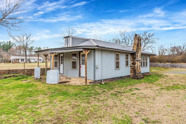 133 Gulf Mountain Road, Scotland, AR 72141