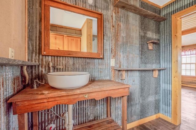 133 Gulf Mountain Road, Scotland, AR 72141