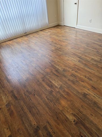 10440 High Hollows Drive 146, Dallas, TX 75230