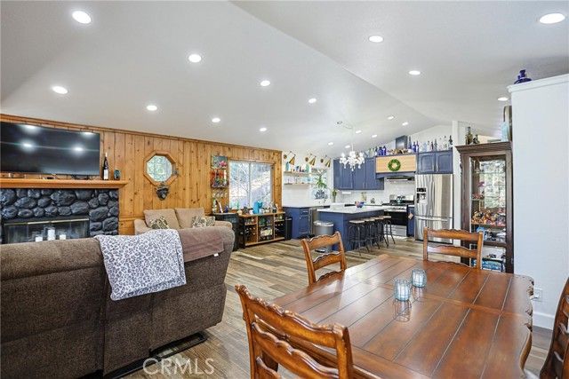 23095 Hemlock, Crestline, CA 92325