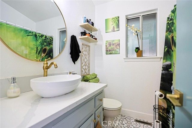 23095 Hemlock, Crestline, CA 92325