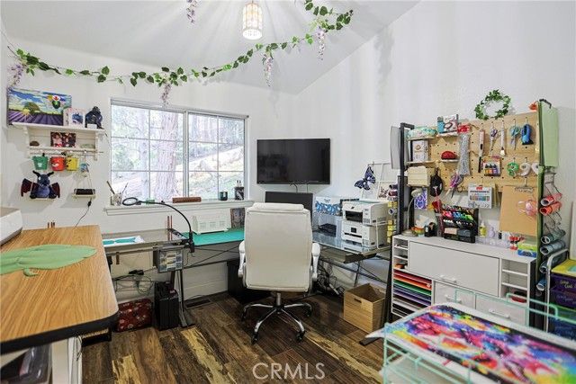 23095 Hemlock, Crestline, CA 92325