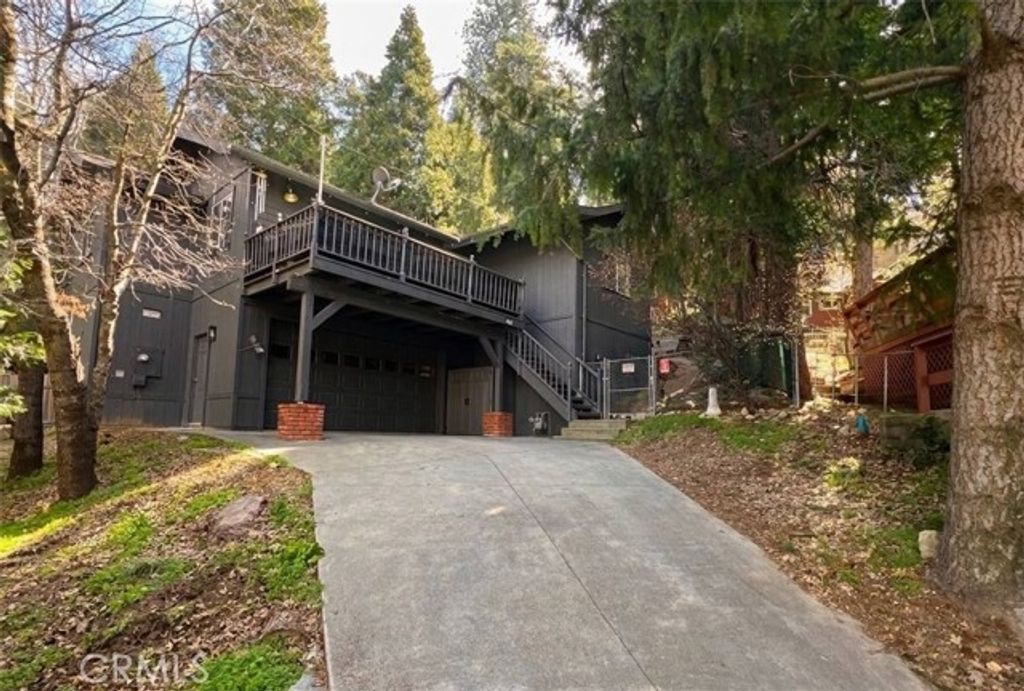 23095 Hemlock, Crestline, CA 92325